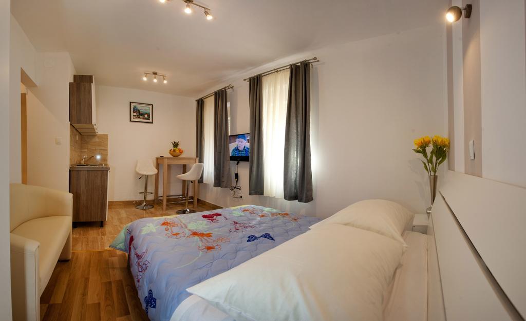 Central Luxury Rooms Izidor Split Chambre photo
